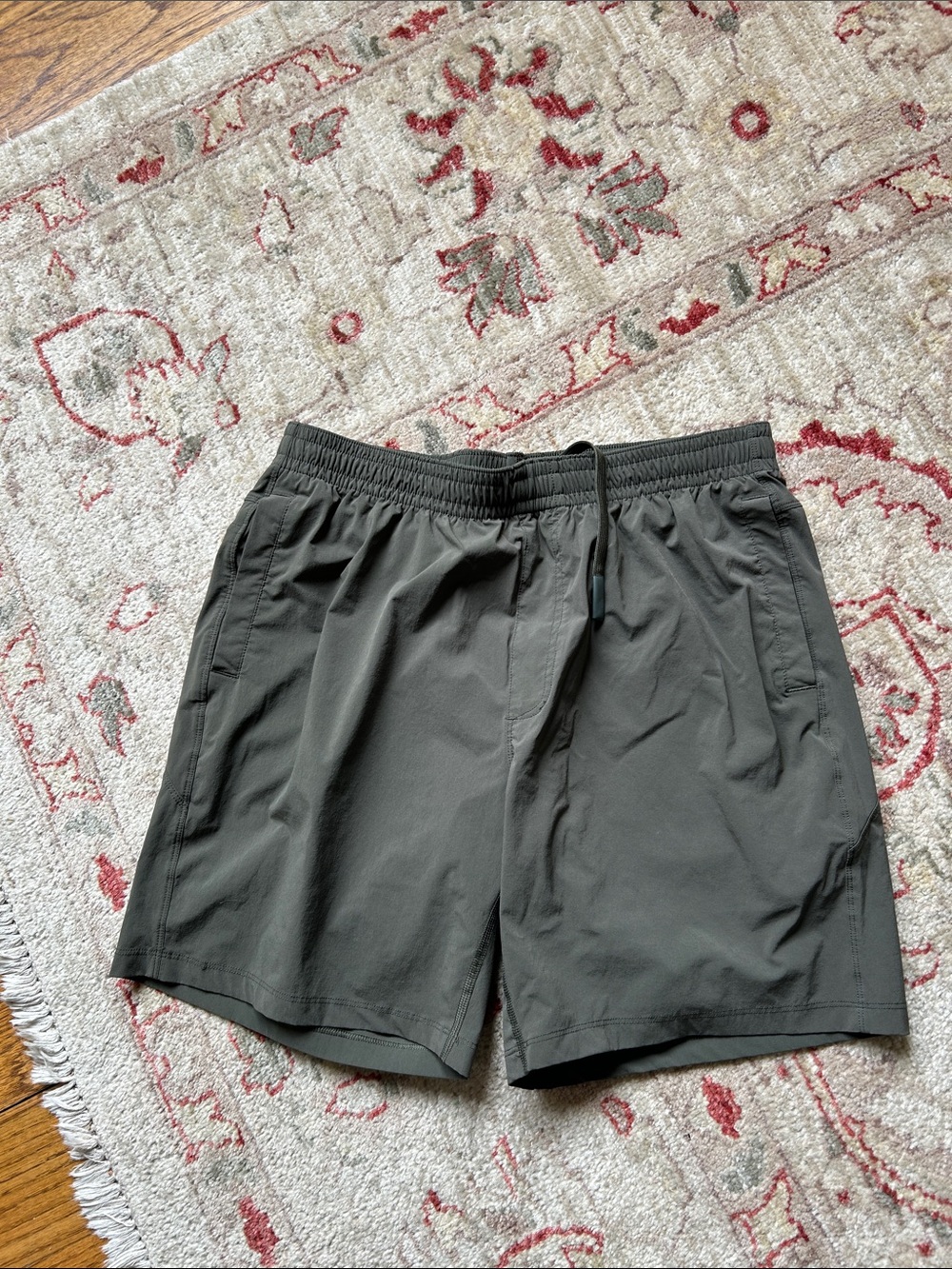 Bearbottm Active Wear Olive Green Shorts Men’s Size Large